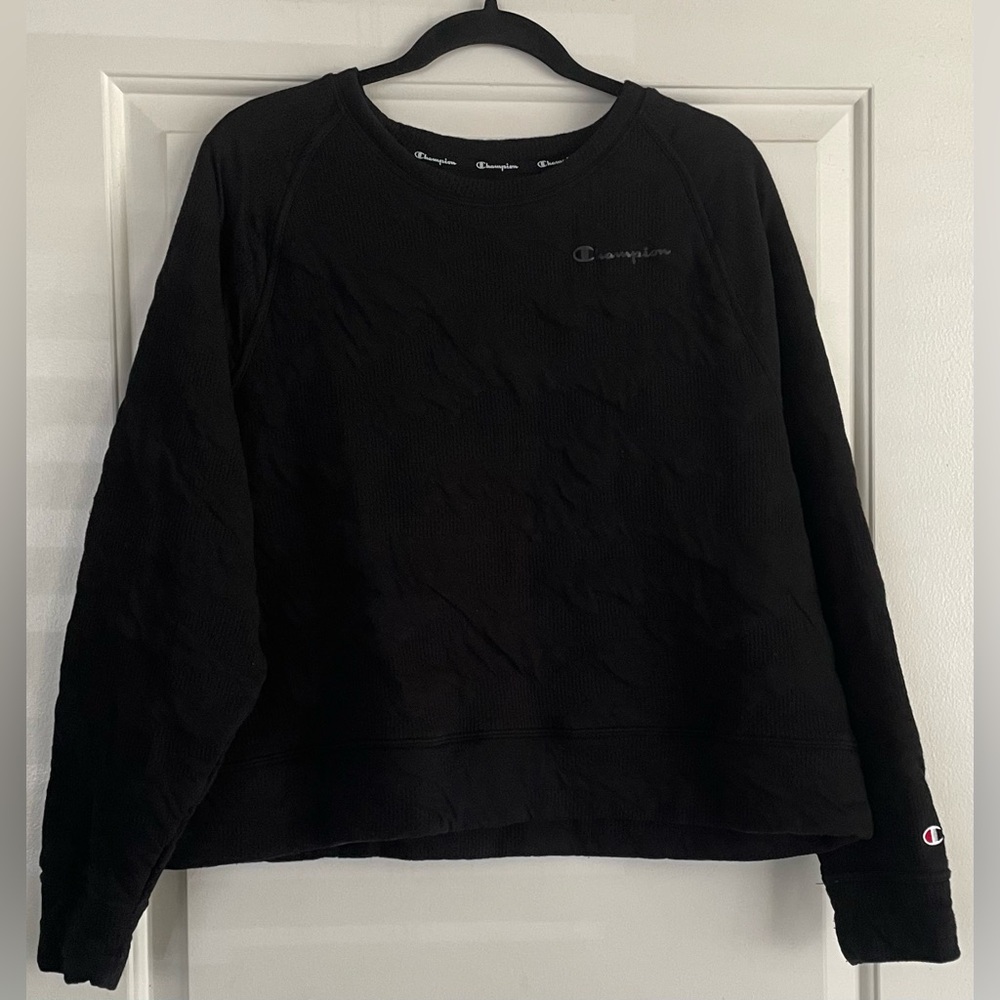 Champion Women’s Classic Black Textured Crewneck Sweater